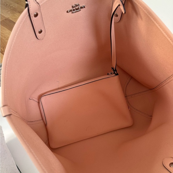 Coach Reversible City Tote with Floral Ditsy Print - Picture 3 of 5